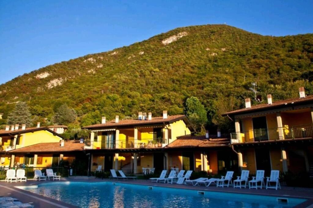 Iseo Lake Apartment スルツァーノ エクステリア 写真