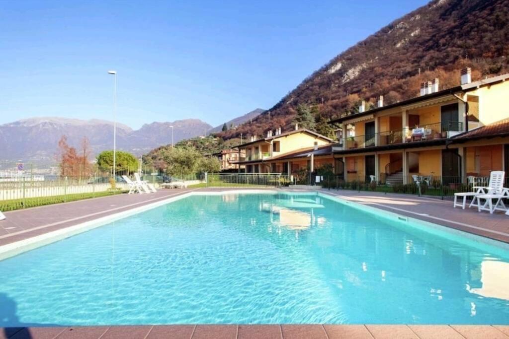 Iseo Lake Apartment スルツァーノ エクステリア 写真